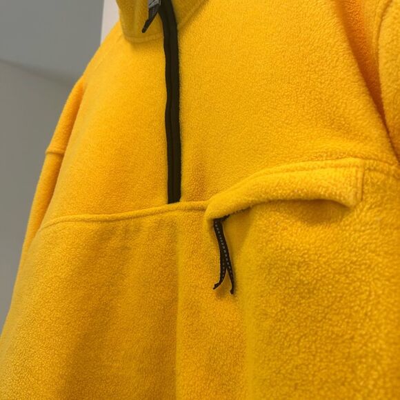 Pro Spirit Men’s Standout Yellow and Black Quarter-Zip Fleece Pullover, Size XL - Picture 9 of 9